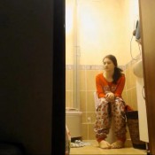 girl in toilet 6 mary has fun, marysweeeet