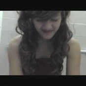 girlsgonegross - princess jessy poops 2