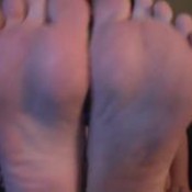 your treat is to rub step mommys oiled up feet natalie wonder clips