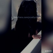 naughty farting goth goddess xsallycinnx