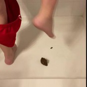 vallyxoxoxo shitting in my booty shorts