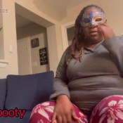 mamabooty loves icecream... and it shows