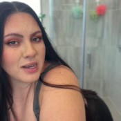 Selena Loca These farts are extra smelly this week