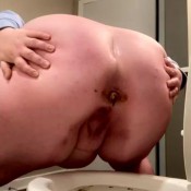 Lucypuddles A Little Poo