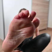 100 Shitty Foot Fetish Ninounini