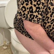 Goddessleanne69 Front View Long Farts And Big Turd Dont Worry I Show You At The End