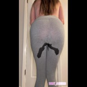 Pee, Poop Desperation In Leggings Dirty_amberr