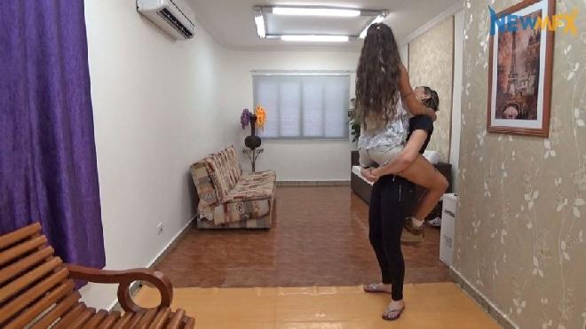 mf-6014-1 carrying princess laryssa hd